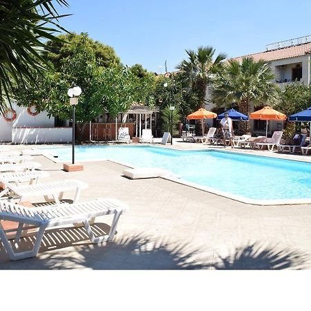 Miranta Hotel - Apartments & Studios Aegina المظهر الخارجي الصورة