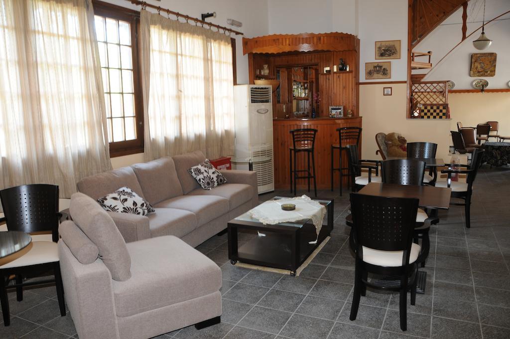 Miranta Hotel - Apartments & Studios Aegina المظهر الخارجي الصورة