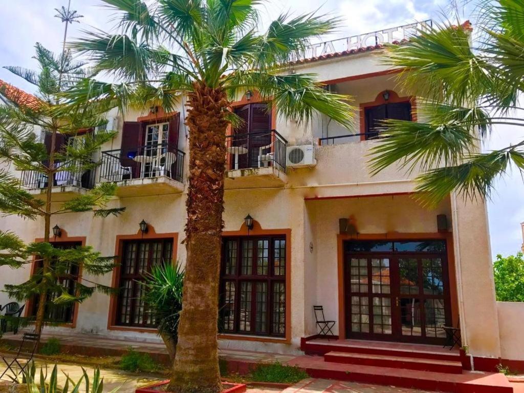 Miranta Hotel - Apartments & Studios Aegina المظهر الخارجي الصورة