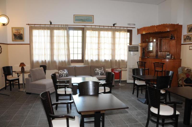 Miranta Hotel - Apartments & Studios Aegina المظهر الخارجي الصورة