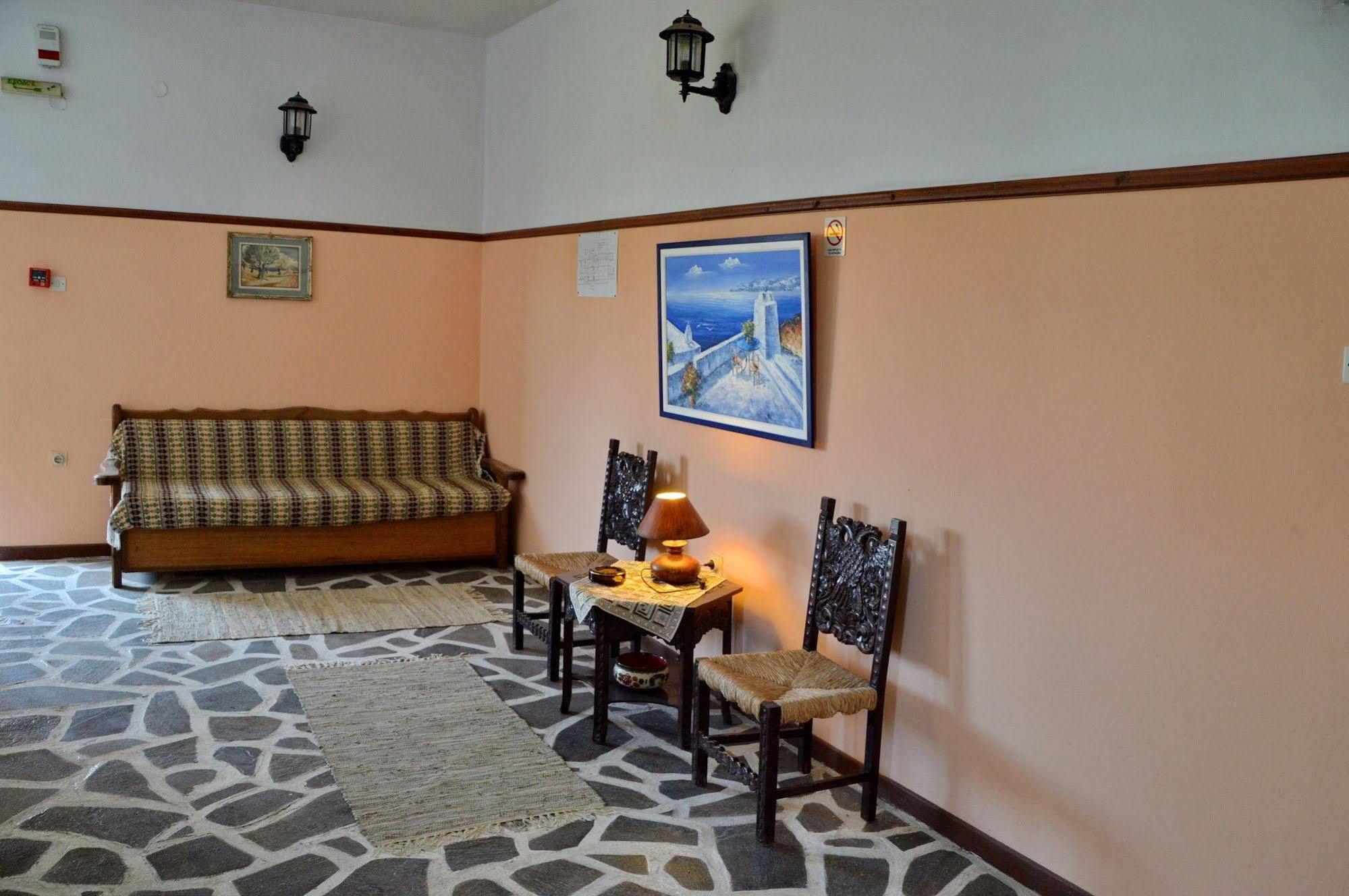 Miranta Hotel - Apartments & Studios Aegina المظهر الخارجي الصورة